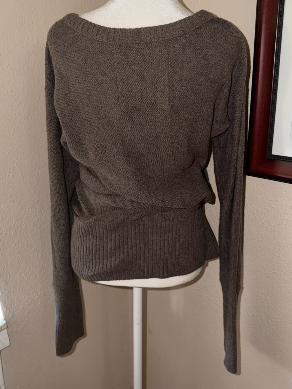 Vintage Y2K Hollister 2000s Knit V Neck Sweater - Picture 5 of 7